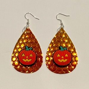 Halloween 🎃 Pumpkin teardrop earrings
